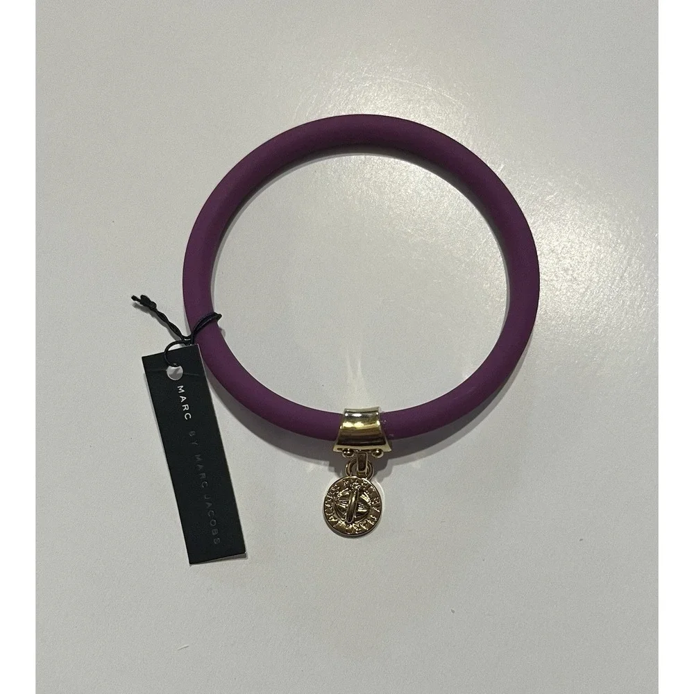 Marc by Marc Jacobs Bracelet Plum Purple Rubber Gold‎ Turnlock NWT